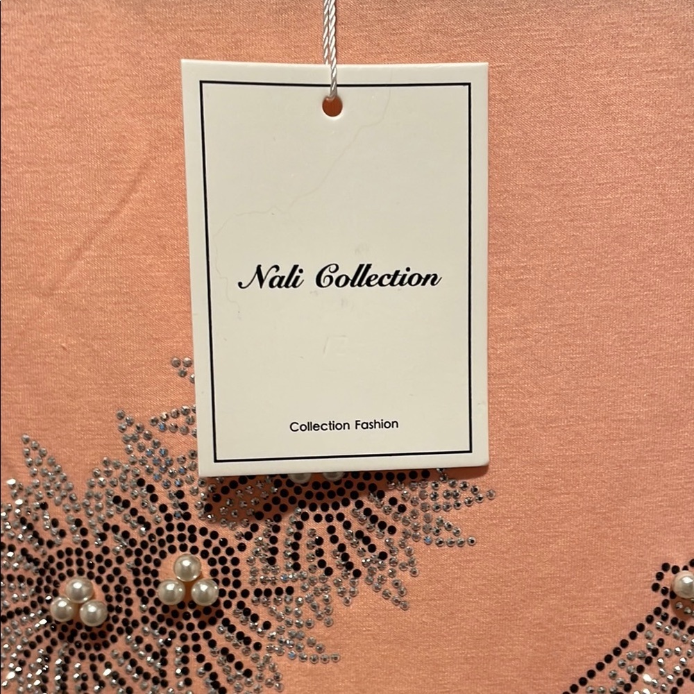 Dalia Collection Orange Graphic Embellished Tee - Picture 4 of 6